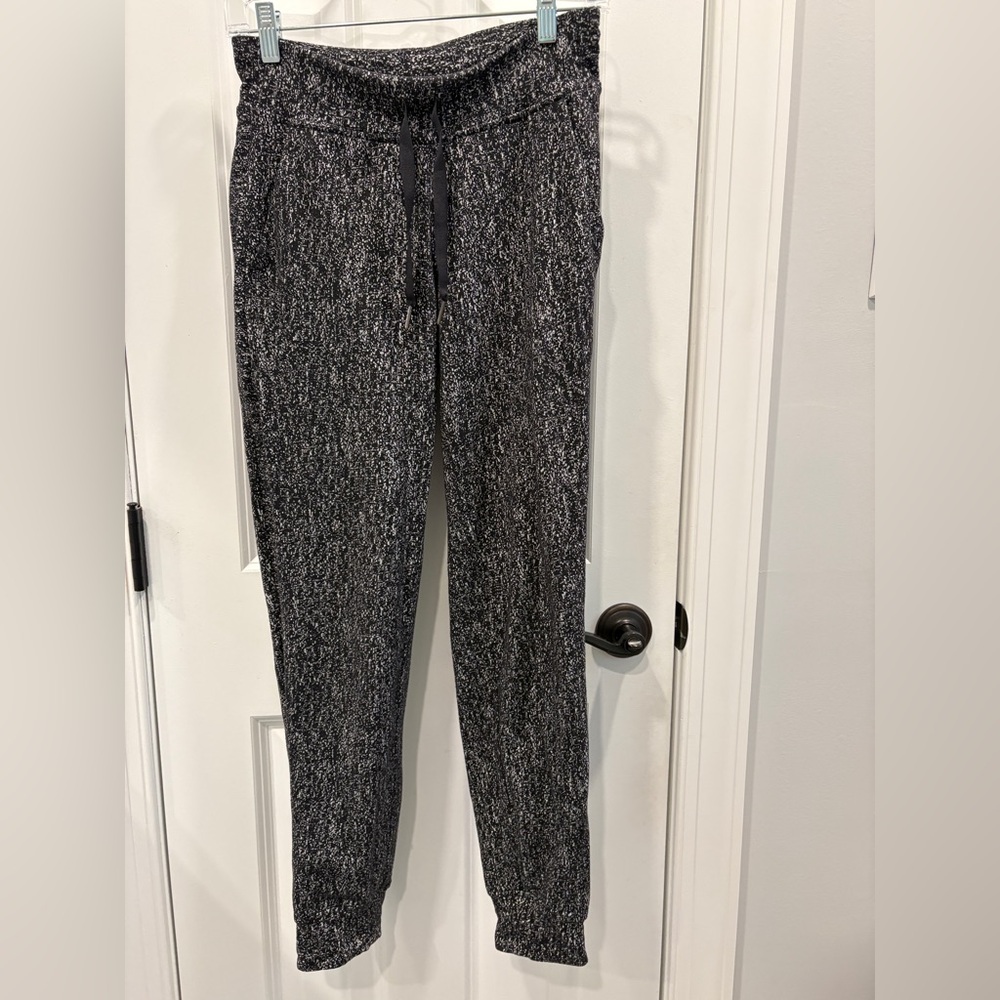 Lululemon Ready To Rulu Jacquard Lion Black White Jogger Pants 4